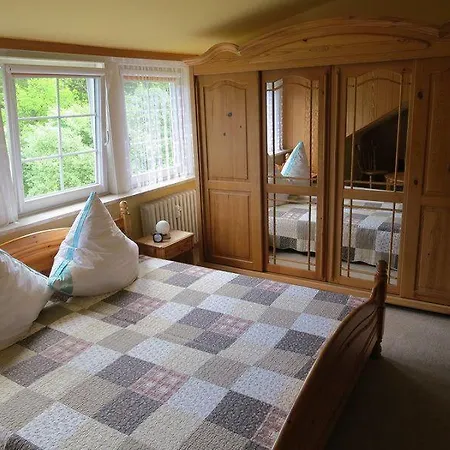 شقة Ferienwohnung Zum Hirschen *
